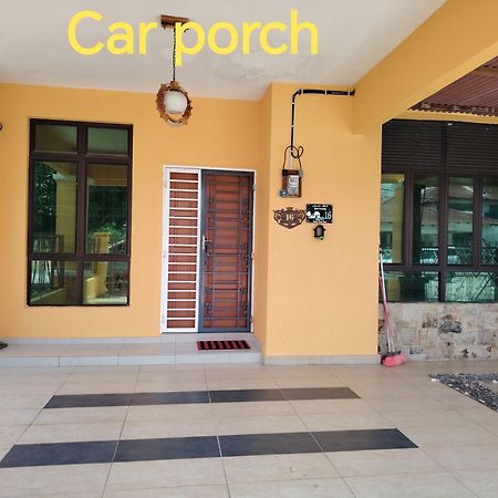 Afwan Homestay Klebang Melaka Екстериор снимка